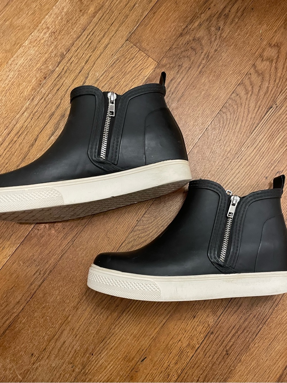 Black slip on Sneaker Boots with White Sole and decorative zipper
